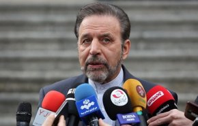 واعظي: نتفاوض مع روسيا والصين لشراء لقاح كورونا