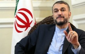 دمج التدريبات على الصواريخ الباليستية والطائرات المسيّرة هندسة القوة الإيرانية