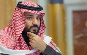 شاهد: يقمع الشعب ويقلق على تلوث البيئة.. هذا هو بن سلمان!