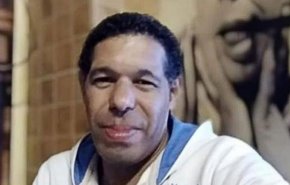 حبس صحافي مصري بسبب كتاباته عن العمال