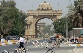 انتشار أمني مكثف حول المنطقة الخضراء وغلق بواباتها 