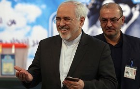 ظريف يؤكد انفتاح ايران علی جيرانها في الخليج الفارسي