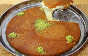 بالفيديو.. الكنافة النابلسية بحلة جديدة على السيخ