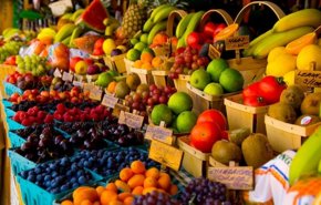 الإمارات تحذر مواطنيها بشأن شراء الخضراوات والفواكه