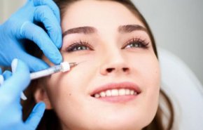 مذيعة مصرية شهيرة تتعرض لشلل عضلي نتيجة خطأ طبي
