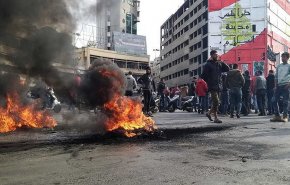 اللبنانيون يتفاعلون مع احتجاجات طرابلس.. وهذا ما قالوه.. 