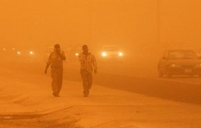 شاهد//عاصفة ترابية تضرب النجف: اختناق المئات وحالَة وفاة