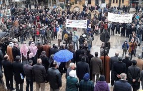 بالصور.. انتفاض اهالي بلدة صور والحسكة ضد جرائم 