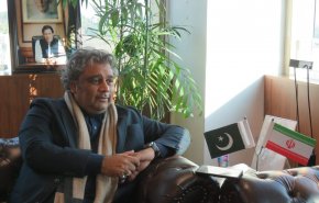 وزير الملاحة الباكستاني يشيد بتألق إيران بعد انتصار الثورة الإسلامية