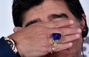 مزاعم عن قتل مارادونا بسبب 'خاتم باهظ'!

