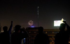 هتافات «الله أكبر» تدوّي في سماء ايران عشية ذكرى انتصار الثورة الاسلامية