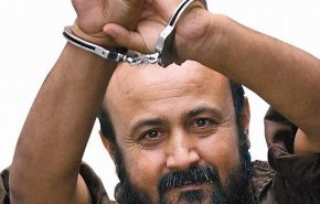 مسؤول بالسلطة يعرض على البرغوثي الانسحاب من المشهد الانتخابي