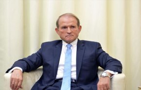 اوكرانيا تفرض عقوبات على زعيم المعارضة في البلاد
