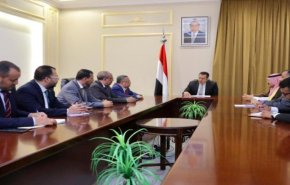 مفاوضات في عدن تكشف عزل السعودية لهادي ونائبه فعليا
