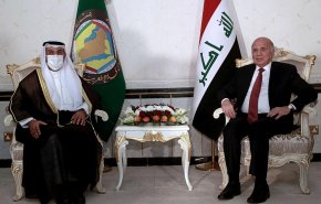وزير خارجية العراق يلتقي الأمين العام لدول مجلس التعاون