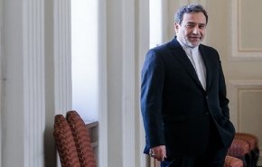 عراقجي يجري مشاورات مع نظيره الصيني حول الاتفاق النووي
