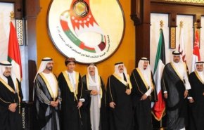 مجلس التعاون يعرض وقفاً للحرب على اليمن بشروط