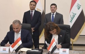 العراق ومصر يوقعان مذكرة تفاهم لانشاء منطقة صناعية متكاملة في بغداد
