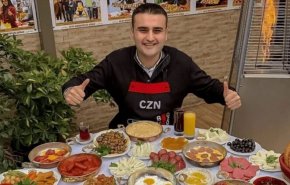 شاهد..بوراك يمازح الرئيس الشيشاني قديروف