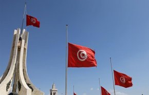 رئيس الوزراء التونسي يفتح تحقيقا في تلقي الرئاسة جرعات من لقاح كورونا
