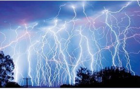 صاعقة رعدية تتسبب بمقتل قاصرين وإصابة 3 بالمغرب
