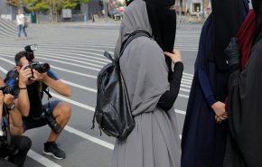سويسرا تجري استفتاء على حظر النقاب يوم الأحد المقبل