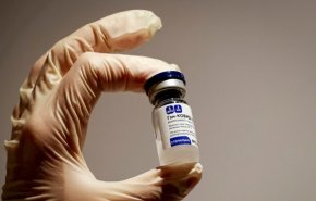 السفارة الإيرانية في موسكو تتسلم الدفعة الثالثة من لقاح 