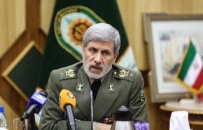 وزير الدفاع: تدمير حيفا وتل أبيب بانتظار إشارة من قائد الثورة