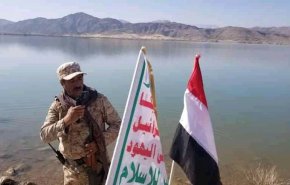 بالصور/ الجيش واللجان الشعبية اليمنية على ضفاف سد مأرب