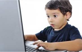 الكتب الإلكترونية تشتت فكر الأطفال