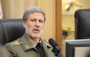العميد حاتمي: قواتنا المسلحة لعبت دورا مؤثرا في توازن القوى