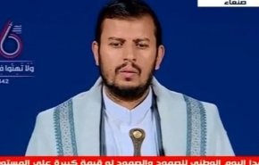 السيد الحوثي يوضح سبب تورط السعودية والإمارات بالعدوان على اليمن