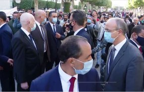  شاهد.. إلى أي مدى ستصل الأزمة السياسية في تونس؟