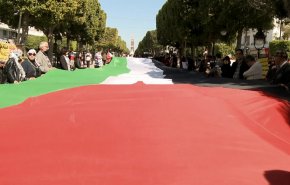 شاهد.. تونس تتضامن مع الشعب الفلسطيني في ذكرى يوم الأرض