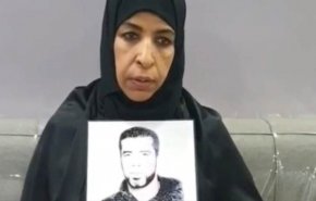 والدة المعتقل 