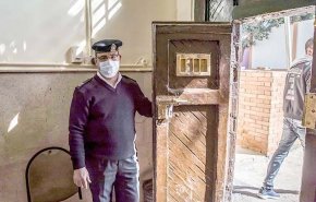 تقرير حقوقي: الحبس الاحتياطي عقوبة للتنكيل بمعارضي السيسي