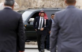 مشهد ضبابي بعد انقلاب فاشل قاده الاخ غير  الشقيق لملك الاردن، ما القصة؟