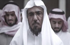 نجل سلمان العودة: الحكومة تجهّز مادة إعلامية لعملية اغتيال معنوي ضد الوالد