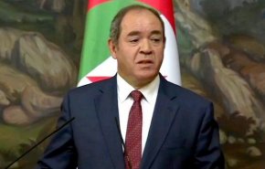 الجزائر تدعو إلى مفاوضات 'مباشرة' بين البوليساريو والرباط