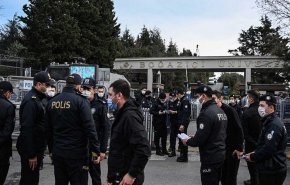 10 ادميرالات أتراك سابقين رهن الاعتقال لانتقادهم مشروعا لاردوغان