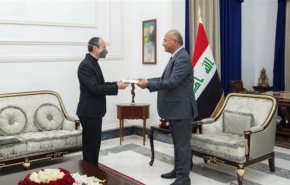 الرئيس العراقي يتسلم رسالة خطية من بابا الفاتيكان
