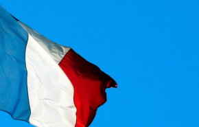 مصدر بالشرطة الفرنسية: مقتل شخص بإطلاق نار أمام مستشفى في باريس

