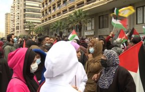 فلسطينيون يتهمون انظمة التطبيع بالوقوف وراء هذه الخطة المشؤومة!