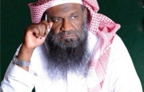الداعية السعودي عادل الكلباني يصاب بفيروس كورونا رغم التطعيم باللقاح المضاد!