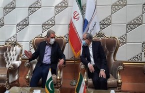 وزير خارجية باكستان في طهران للقاء المسؤولين الايرانيين