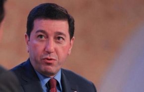 الأردن..محامي باسم عوض الله ينتقد استثناء موكله من الافراج