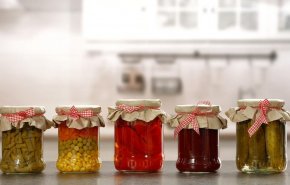 نصائح طبية .. احذروا الإكثار من استخدام المخللات في رمضان