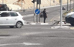 شاهد.. جنود الاحتلال يطلقون النار على فلسطيني في بيت لحم