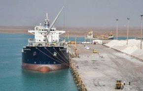 شاهد: ايران تشدد الاحترازات الصحية على السفن الهندية