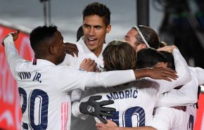 صدمة في ريال مدريد من إصابة فاران
